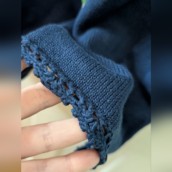 The Quacker Factory Daisy Sweater Womens Size L Blue Knit Floral V Neck - Picture 6 of 10